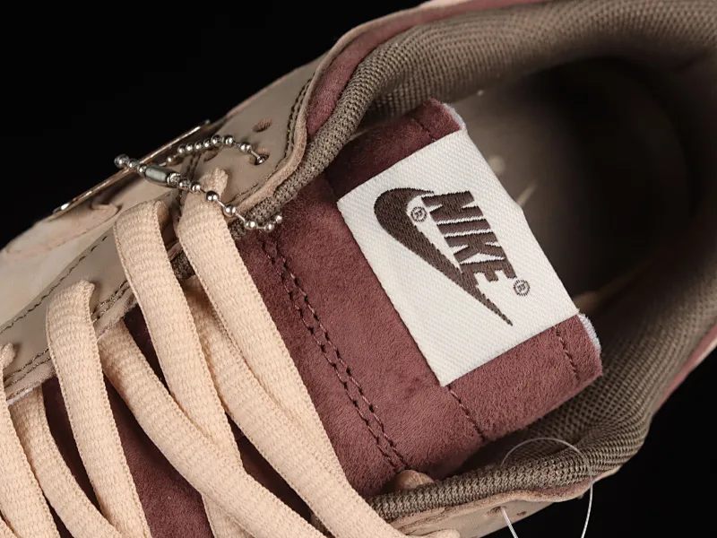 All Categories Nk SB Dunk Series Nk SB Dunk Low Low-top sneakers Otomo Katsuhiro x Nk SB Dunk Low "Steamboy OST" Creative customization collaboration Otomo Katsuhiro joint SB low-top sports and leisure sneakers LF0039-030